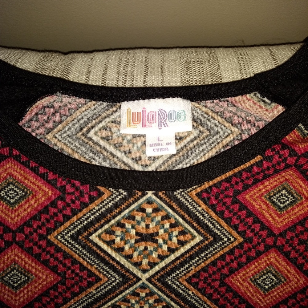LuLaRoe Randy - Picture 2 of 2
